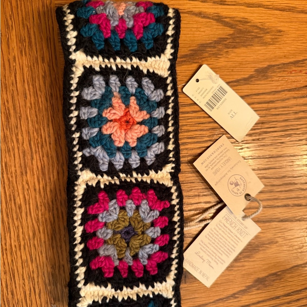 Anthropologie x French Knot Granny Square Ear Warmer - Picture 1 of 3